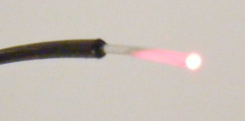 http://i.telegraph.co.uk/multimedia/archive/01371/fibre-optics_1371289c.jpg